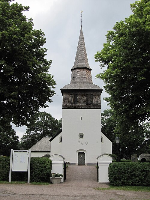 Oppeby kyrka