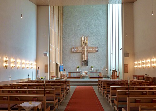 Heliga Korsets kyrka, interno