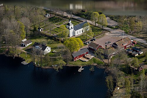 Trehörna kyrka
