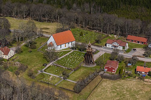 Karlstorps kyrka
