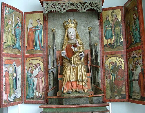 Högby kyrka, interno