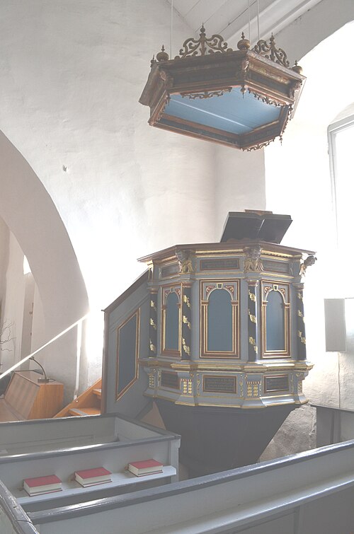 Gårdeby kyrka, interno