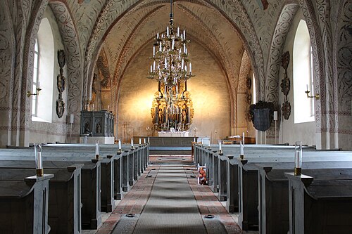 Håtuna kyrka, interno