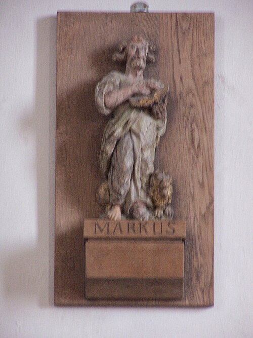 Husie kyrka, interno