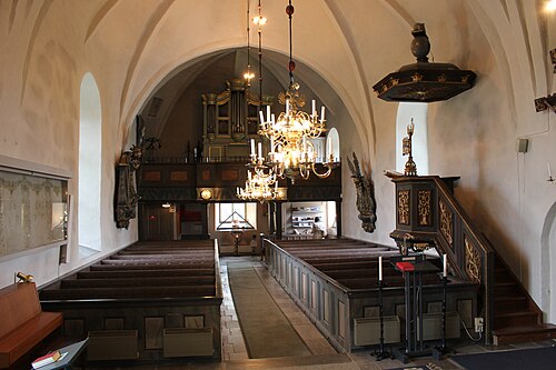 Östuna kyrka, interno