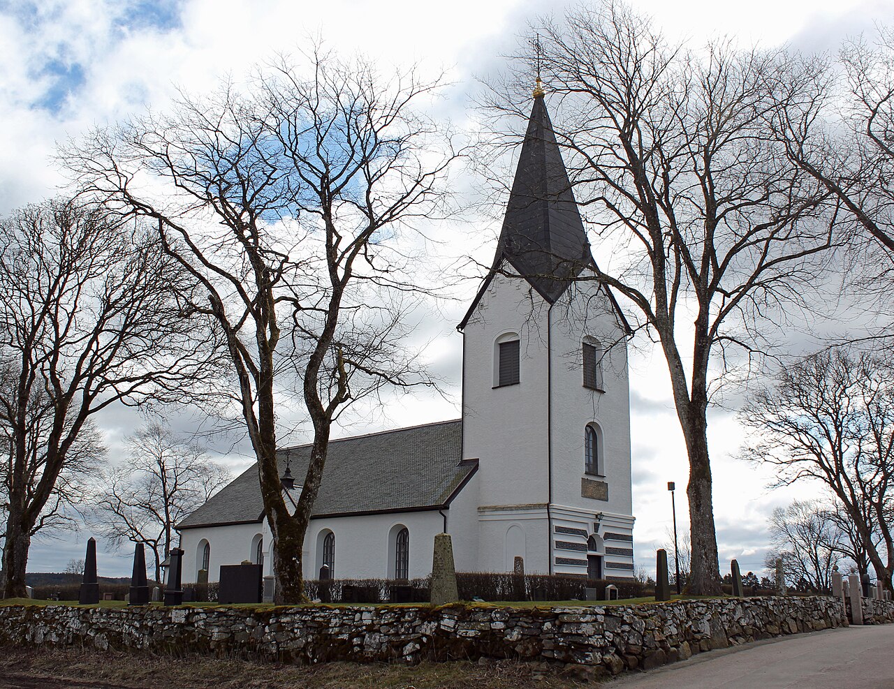 Ås kyrka