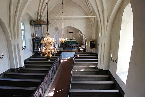 Skogs-Tibble kyrka, intérieur