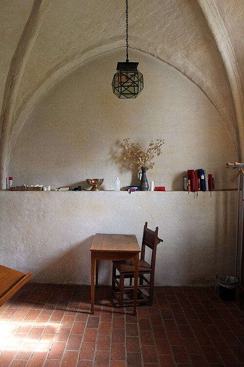 Aspnäs gårdskyrka, interno