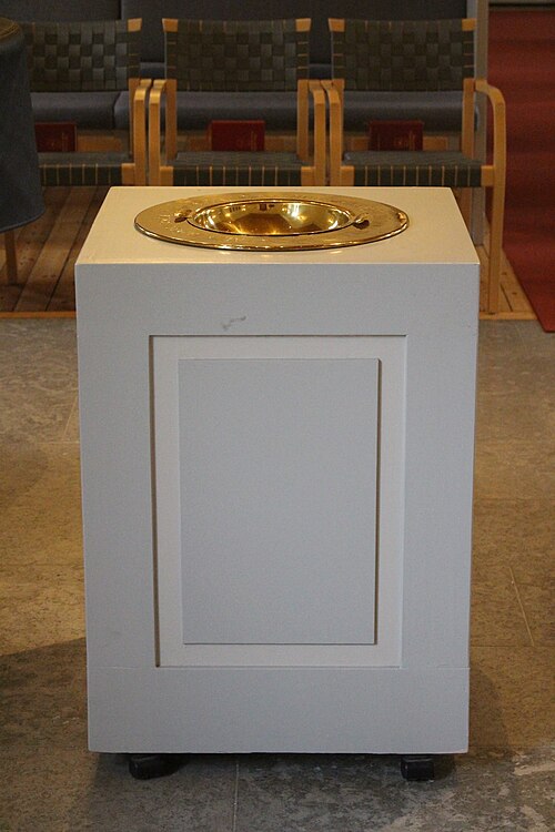 Nylöse kyrka, interno