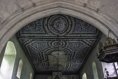 Follingbo kyrka, interno