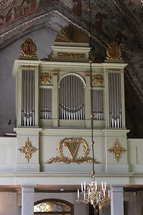 Tortuna kyrka, interno