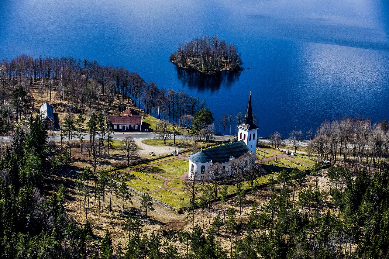 Almesåkra kyrka