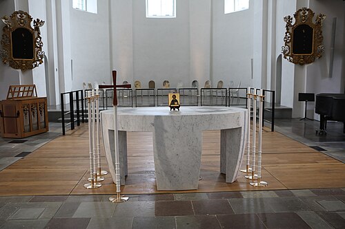 Fredrikskyrkan, intérieur