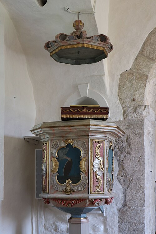 Hossmo kyrka, intérieur