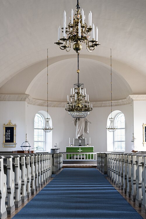Ukna kyrka, interno