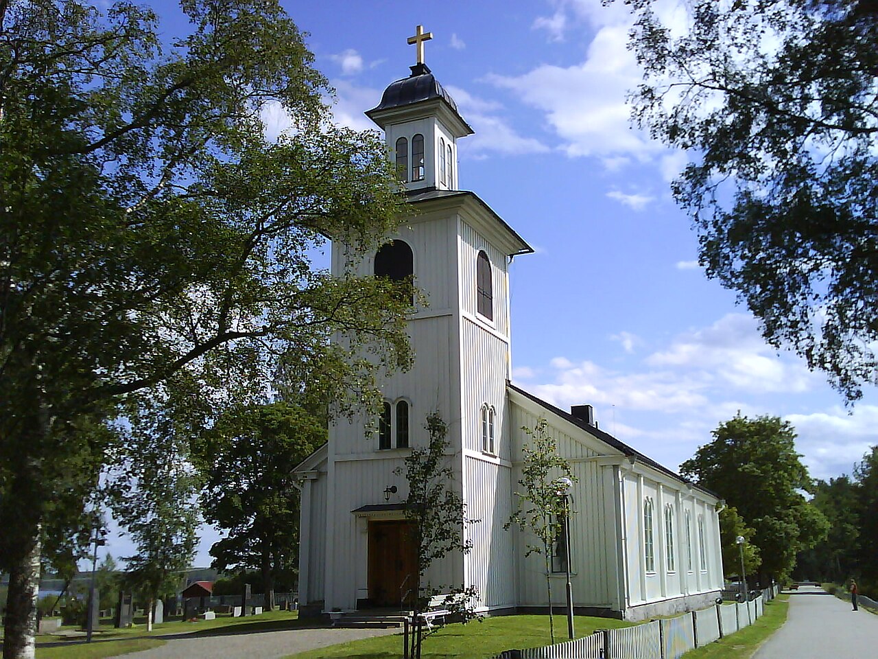 Lingbo kyrka