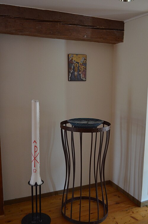 Mikaelskyrkan, interno