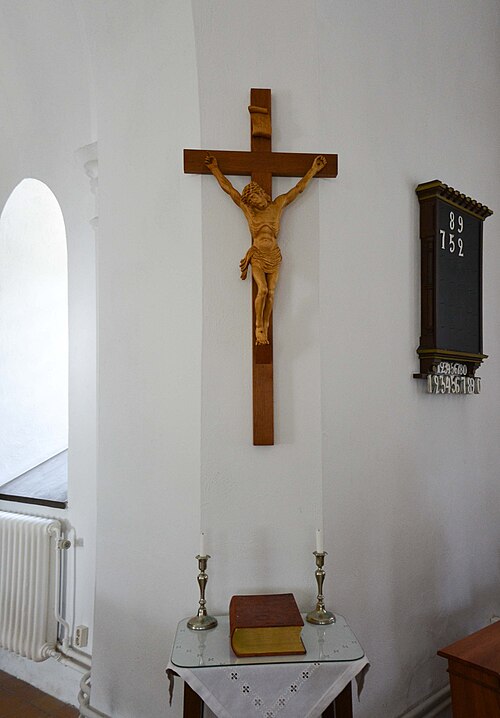 Flymens kyrka, intérieur