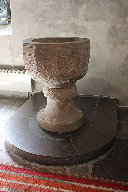 Fröslunda kyrka, interno