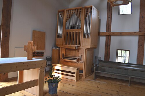 Mikaelskyrkan, interno