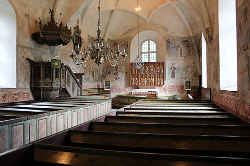 Husby-Sjutolfts kyrka, interno