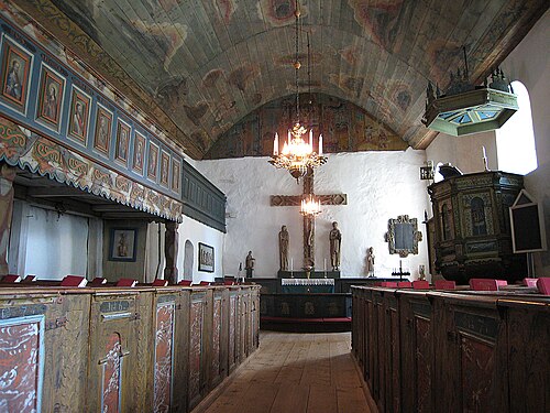 Sjösås gamla kyrka, interno