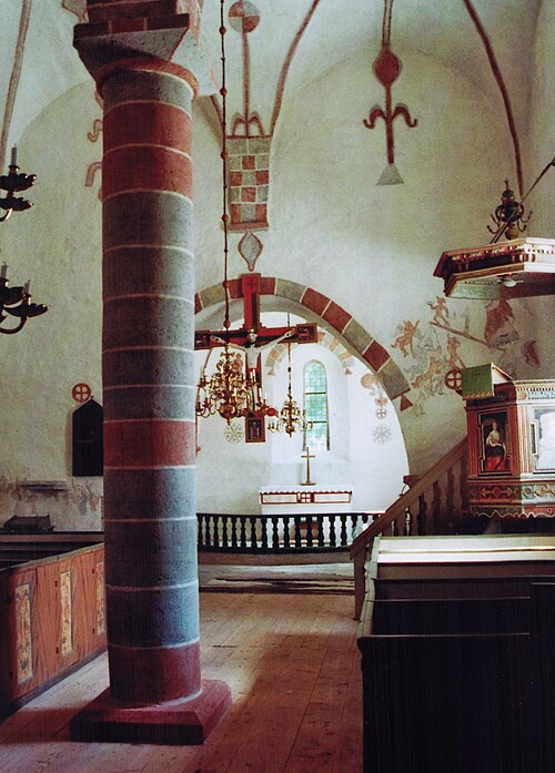 Halls kyrka, interno