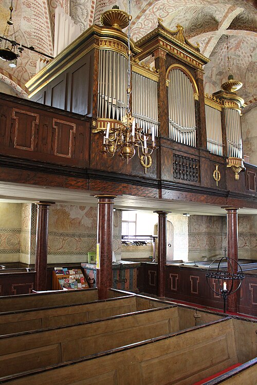 Knutby kyrka, interno