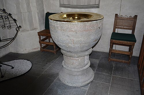 Fornåsa kyrka, interno