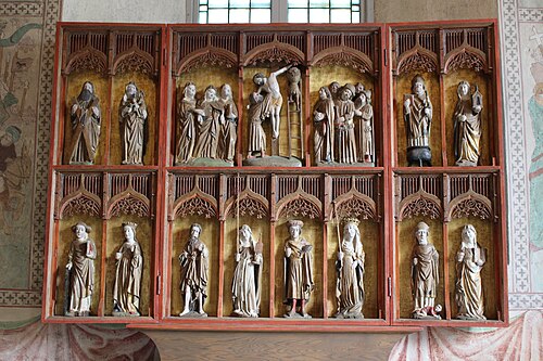 Husby-Sjutolfts kyrka, interno