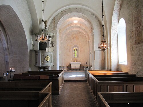 Skånela kyrka, interno