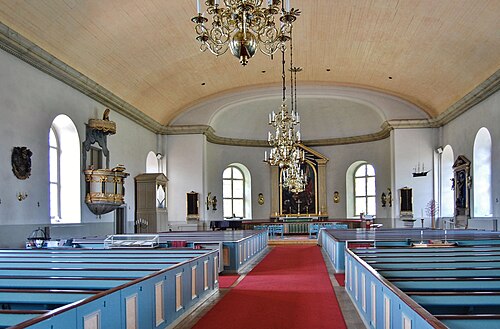 Mönsterås kyrka, interno
