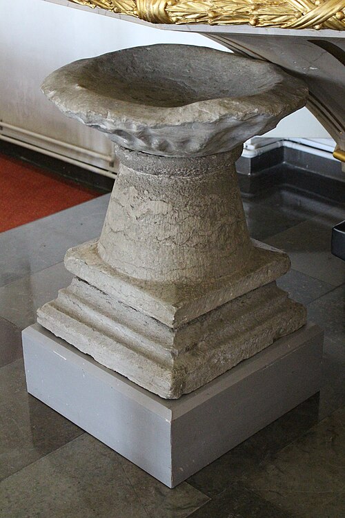 Nora kyrka, interno