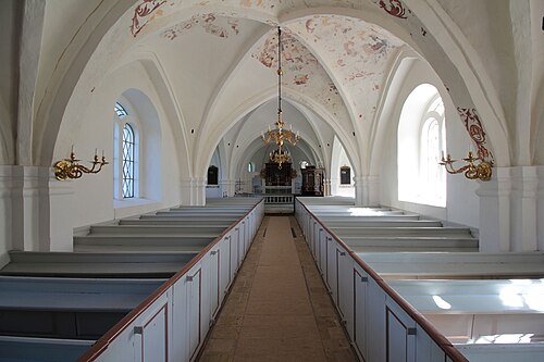 Vombs kyrka, intérieur