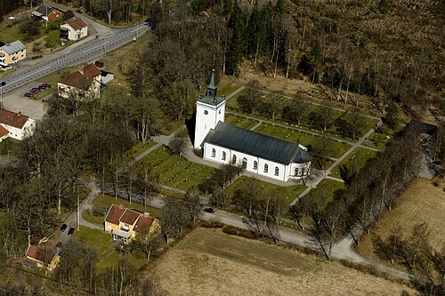 Hjälmseryds kyrka