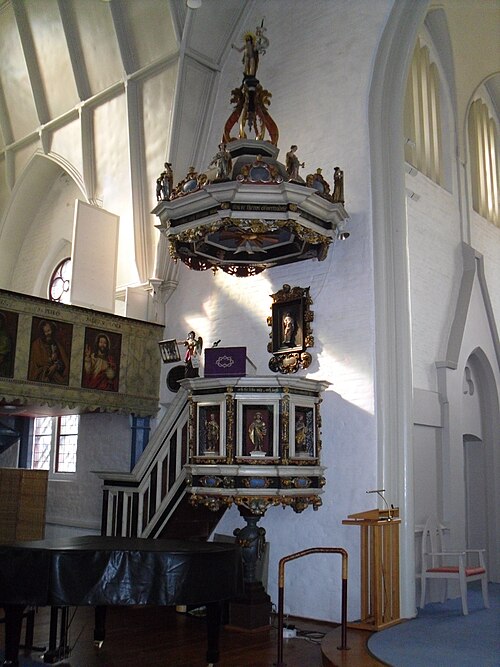 Fässbergs kyrka, interno