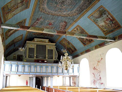 Landa kyrka, interno