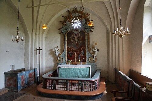 Husby-Sjuhundra kyrka, intérieur