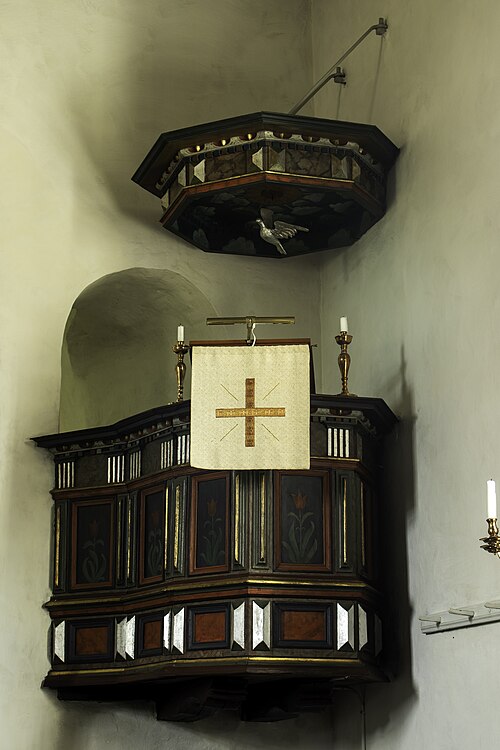 Akebäcks kyrka, interno