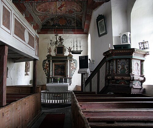Svenneby gamla kyrka, intérieur
