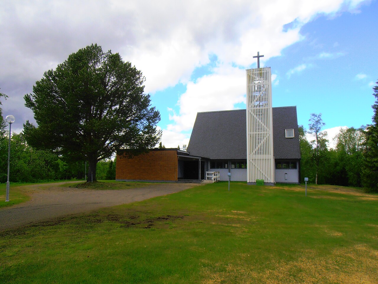 Soutujärvi kyrka