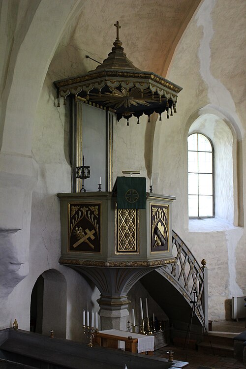 Fittja kyrka, interno