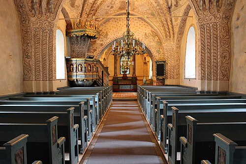 Löts kyrka, interno