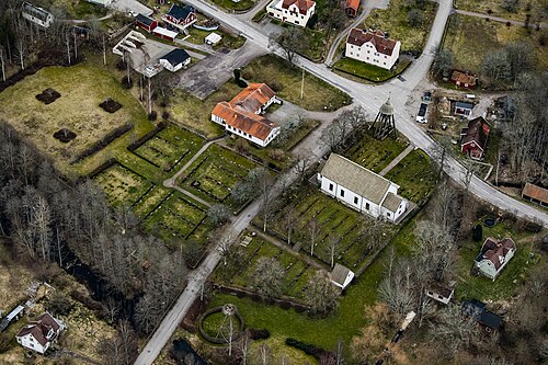Karlslunda kyrka