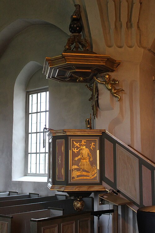 Frustuna kyrka, interno