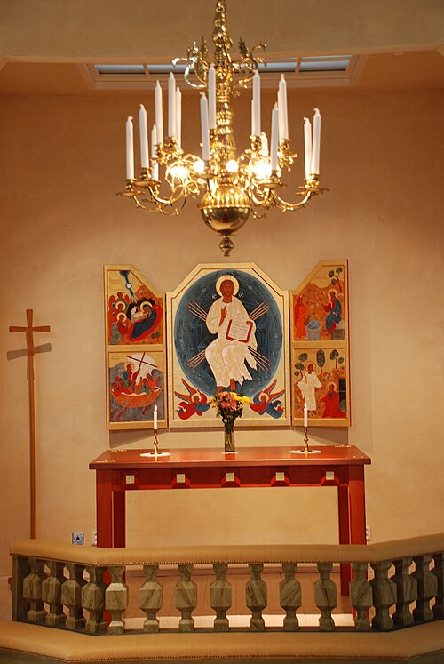 Antens kyrka, intérieur