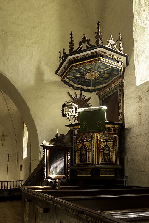 Fleringe kyrka, intérieur