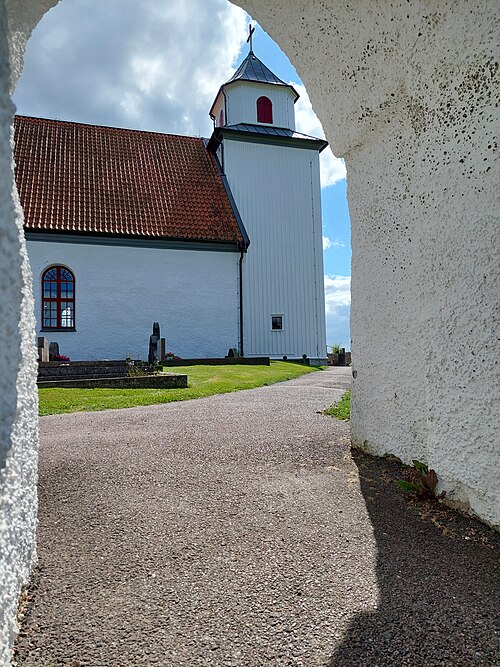 Romelanda kyrka