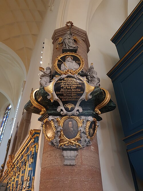 Kristine kyrka, intérieur