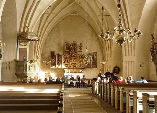 Botkyrka kyrka, interno